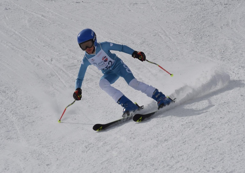 Jacopo B, Year 7 category 1st Place, in action at St. Louis on the Slopes