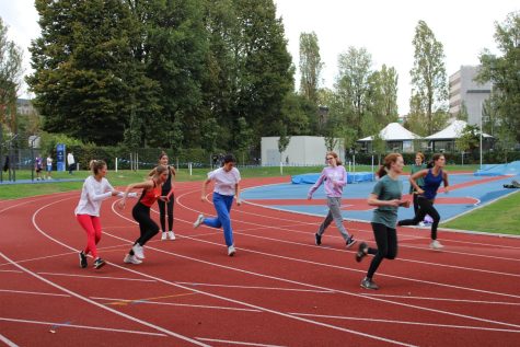 HIGH SCHOOL SPORTS DAY